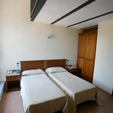 Hotel Capo Casale 3*