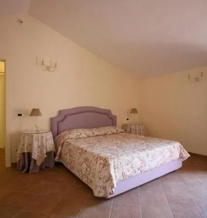 Capo Casale Szálloda 3*